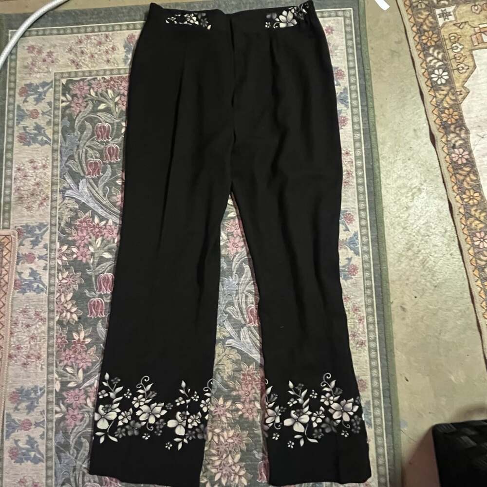 Lafayette 148 Women's Black Trouser Wide Leg Pants Floral Embroidery Size 8